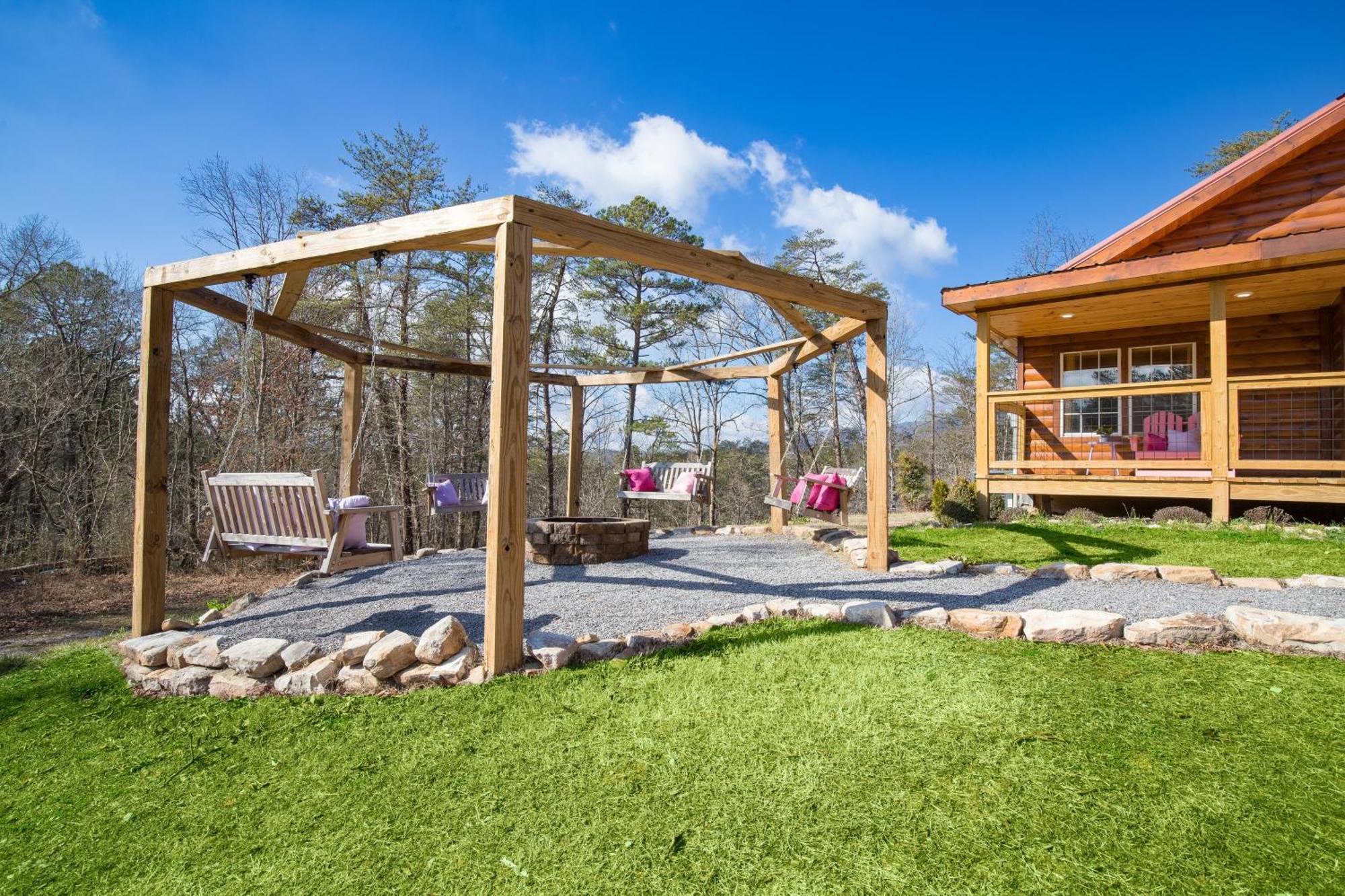 Pink Pines Avantstay Luxury Aesthetic Dream Home Indoor Pool Hot Tub Pigeon Forge Ngoại thất bức ảnh