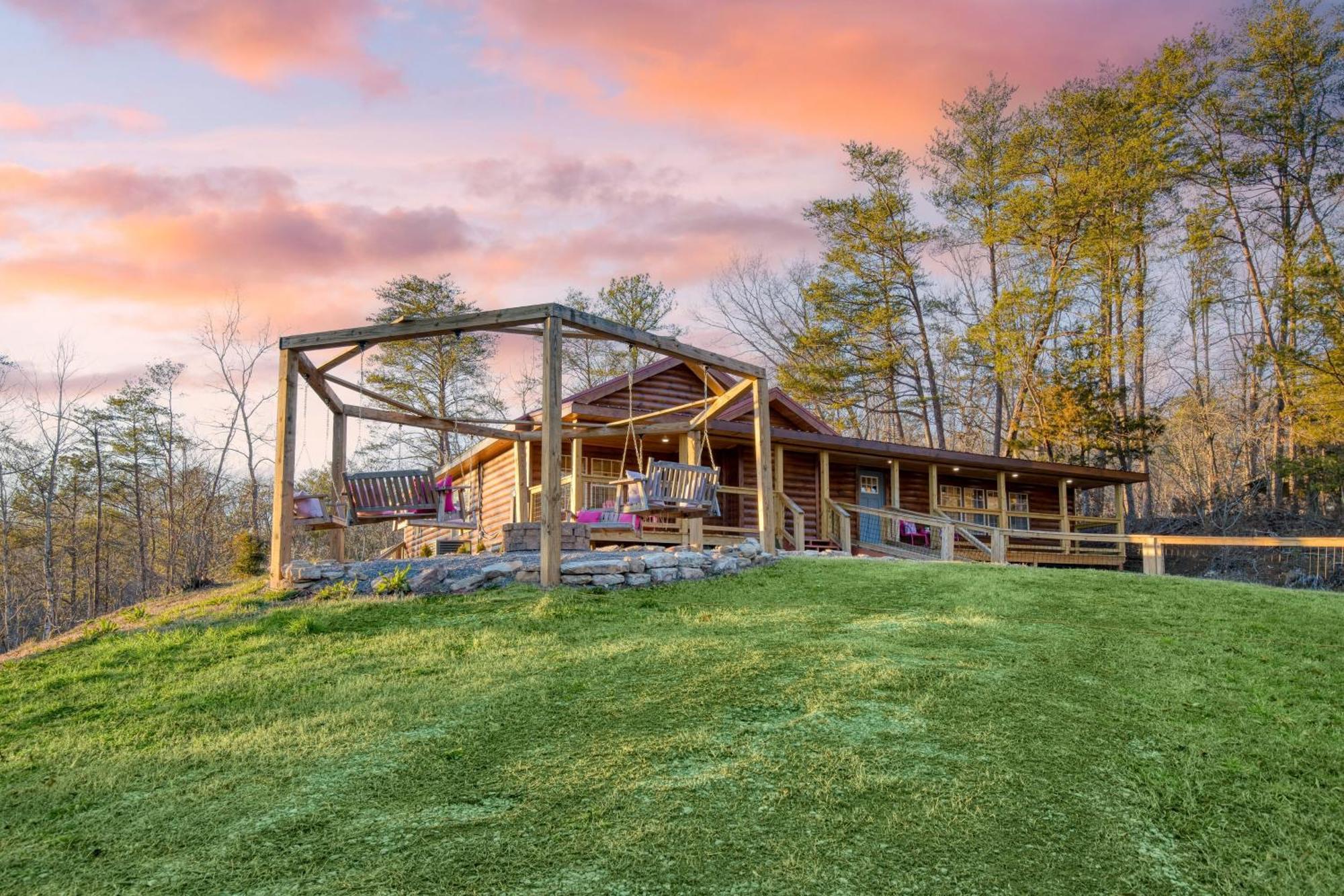 Pink Pines Avantstay Luxury Aesthetic Dream Home Indoor Pool Hot Tub Pigeon Forge Ngoại thất bức ảnh