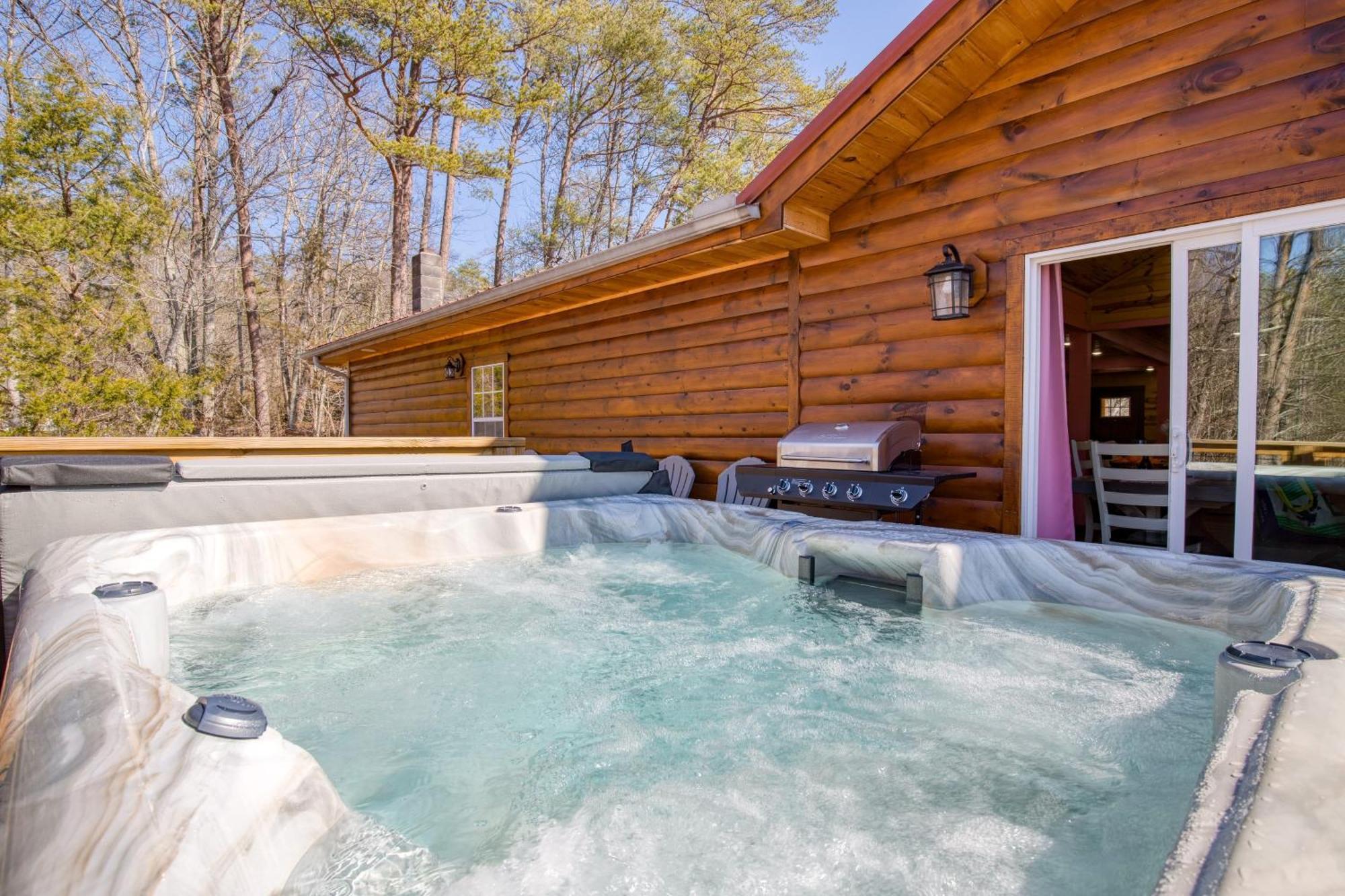 Pink Pines Avantstay Luxury Aesthetic Dream Home Indoor Pool Hot Tub Pigeon Forge Ngoại thất bức ảnh